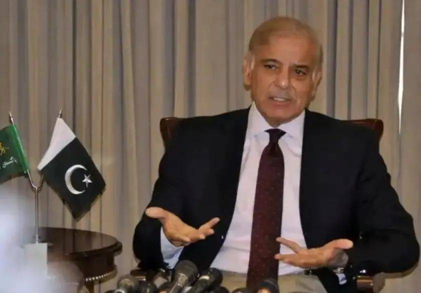 皇冠信用网怎么开户_印度想炸毁歼10C皇冠信用网怎么开户，24小时内，巴铁发起雷霆反击，新德里发生爆炸