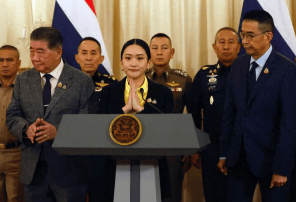 世俱杯賽程_只剩255席世俱杯賽程，佩通坦拒绝下台，一架泰专机直飞中国，执政党要自救