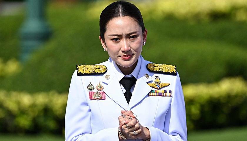 富兰克林公牛队 v 马纳瓦喷射机_被暂停泰国总理之职富兰克林公牛队 v 马纳瓦喷射机,佩通坦提前布局将继续任内阁部长