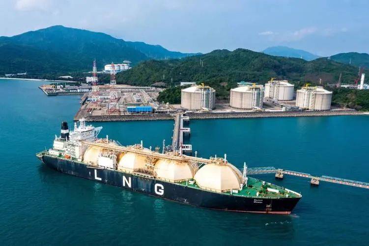 冰岛乙组联赛_伊朗以色列这一仗冰岛乙组联赛，让中国改变了想法，普京终于等来天赐良机？