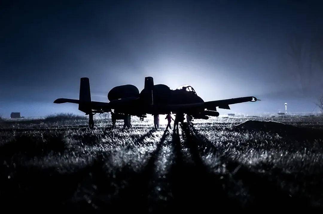 皇冠信用网登3代理_来给歼-20当靶子？美军计划退役全部162架A-10皇冠信用网登3代理，准备卖给台湾？