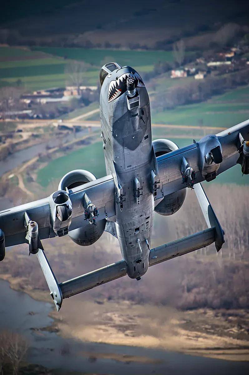 皇冠信用网登3代理_来给歼-20当靶子？美军计划退役全部162架A-10皇冠信用网登3代理，准备卖给台湾？