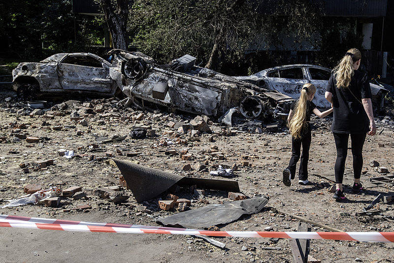 华盛顿神秘人篮球_“鉴于俄罗斯目前的攻势华盛顿神秘人篮球，普京决定无视特朗普的不满继续推进”