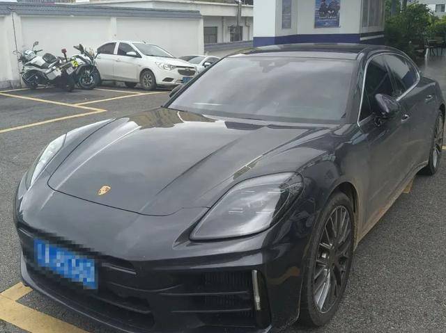 皇冠信用网APP下载_离奇皇冠信用网APP下载！昆明一辆140万的保时捷在停车场凭空消失