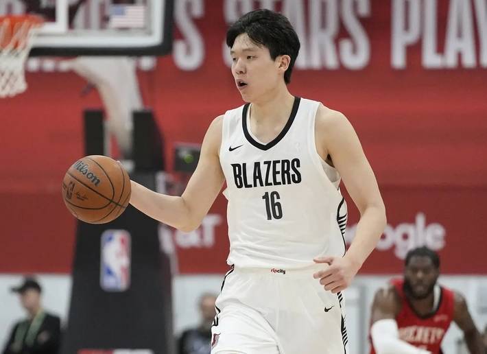 皇冠登3代理_美记:杨翰森技术短板或被放大 教练需利用好皇冠登3代理他的特点