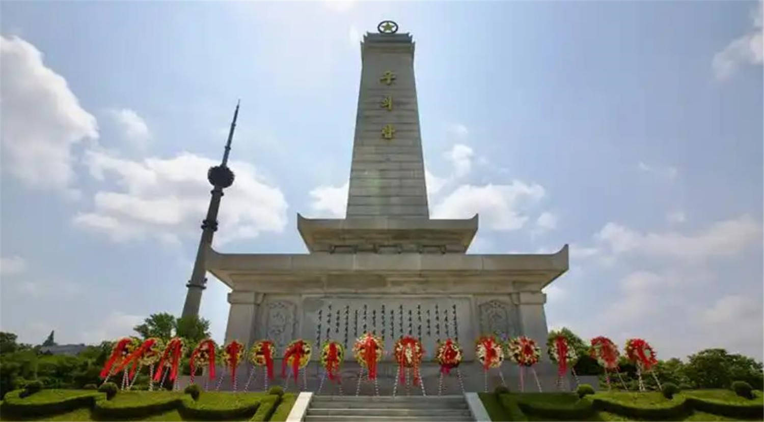 斯托克城vs西布朗_金正恩访华之前斯托克城vs西布朗，特意带着花去了一个地方，中国人一看，热泪盈眶