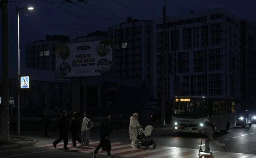 皇冠信用盘会员申请_乌克兰全黑了！核打击前最后警告皇冠信用盘会员申请，俄军发射13枚“全球禁止”导弹