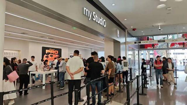 怎么开皇冠信用平台_实探封关后的三亚：进口榴莲售价腰斩真相怎么开皇冠信用平台，免税店日销售额破亿