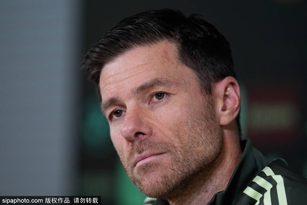 皇冠足球比分
_阿隆索:皇马历史上首位执教超30场却无冠的主帅皇冠足球比分
,背后的故事与战术解析