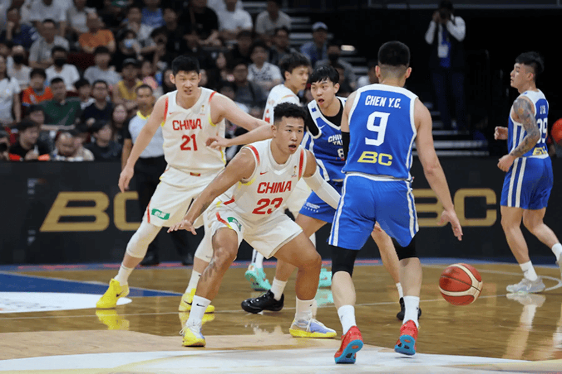 世界杯押注 _媒体人:郭士强优缺点鲜明 男篮阵容谁留谁走世界杯押注 ?